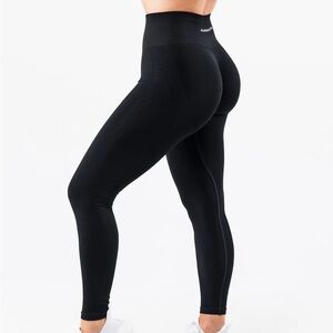 Never worn!! Amplify Contour Legging - Black - Large